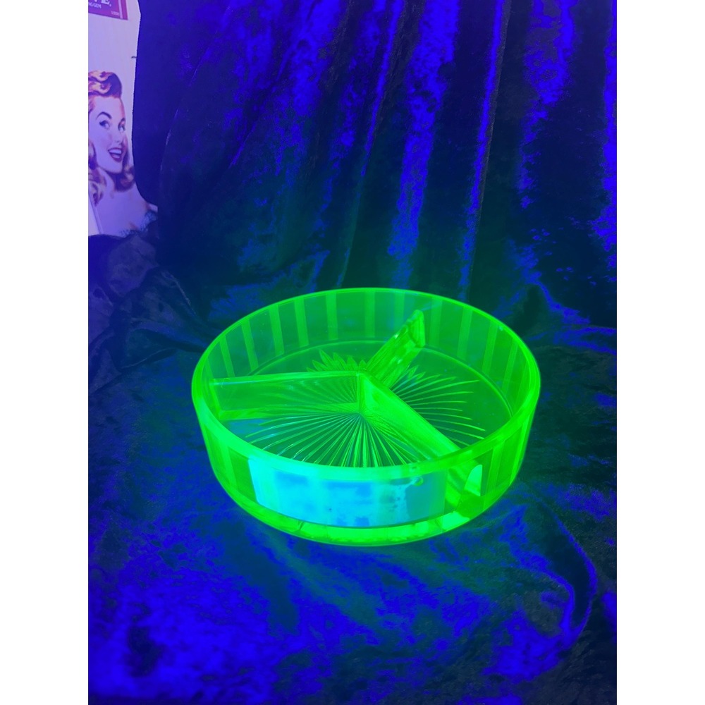 Uranium 3 Divider Dish